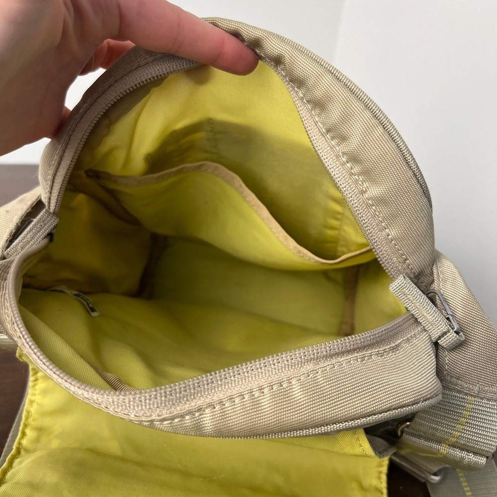 REI Cross Body Bag Satchel Medium Beige Camping Cargo Outdoors Travel Zip - Picture 13 of 14